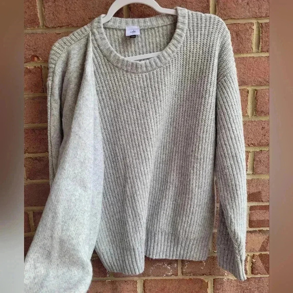 CAbi Nip Sweater With a long shawl extending from hand to shoulder 69×28 - Picture 6 of 12